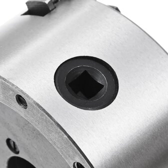 Klauwplaat met 4 bekken zelfcentrerend 125 mm staal