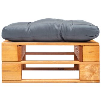 Tuinpoef met grijs kussen pallet hout honingbruin