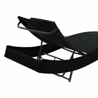 Ligbed met kussen poly rattan zwart
