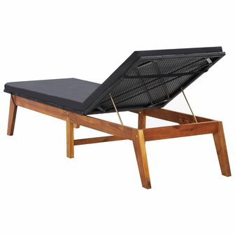 Ligbed met kussen poly rattan en massief acaciahout