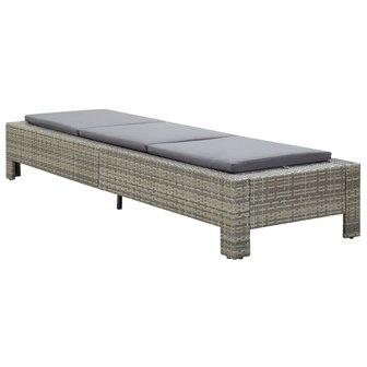 Ligbed met kussen poly rattan grijs