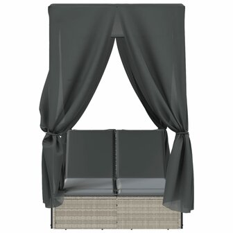 Ligbed tweepersoons met dak en gordijn poly rattan lichtgrijs