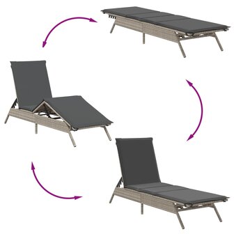 Ligstoelen 2 st met kussen poly rattan lichtgrijs