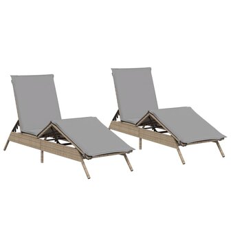Ligstoelen 2 st met kussens poly rattan beige
