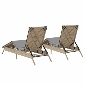 Ligstoelen 2 st met kussens poly rattan beige