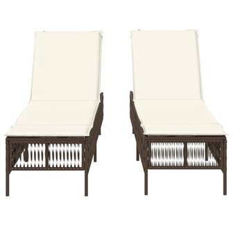 Ligstoelen 2 st met kussens poly rattan bruin