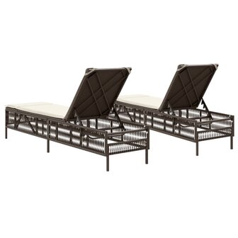 Ligstoelen 2 st met kussens poly rattan bruin