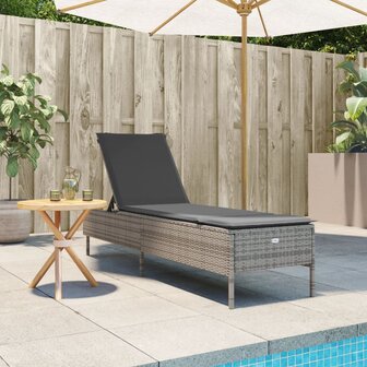 Ligbed met kussen poly rattan grijs