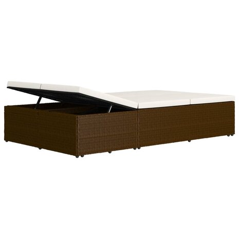 Ligbed met kussen converteerbaar poly rattan bruin