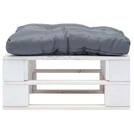 Tuinpoef met grijs kussen pallet hout wit