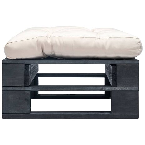 Tuinpoef met zandkleurig kussen pallet hout zwart