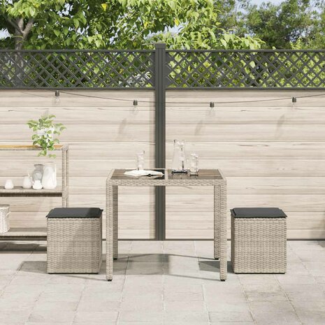 Tuinkrukken met kussens 2 st 40x40x43 cm poly rattan lichtgrijs