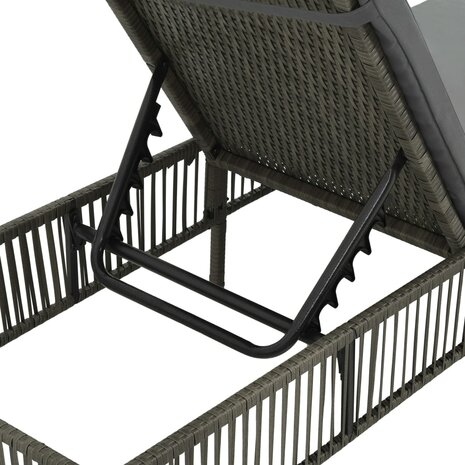 Ligbed met kussen poly rattan grijs