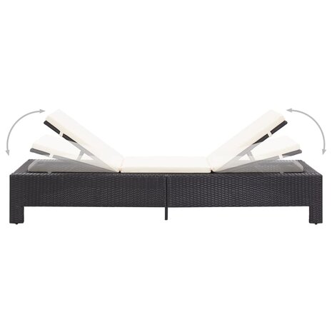 Ligbed met kussen poly rattan zwart