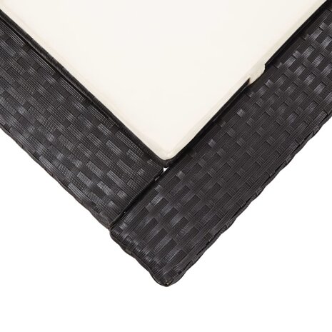 Ligbed met kussen poly rattan zwart