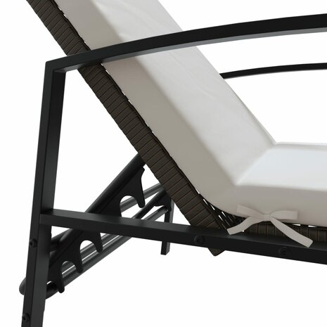 Ligbedden 2 st met tafel poly rattan bruin